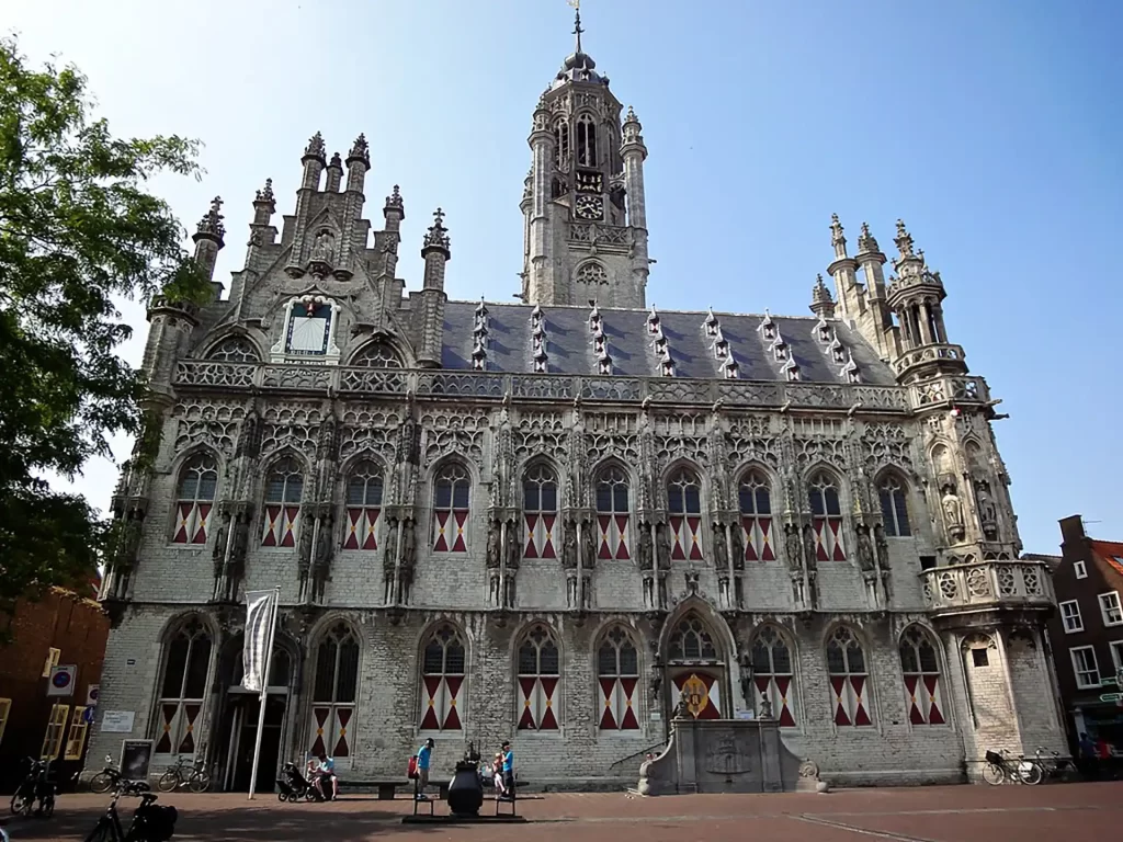 De markt en het stadhuis Middelburg